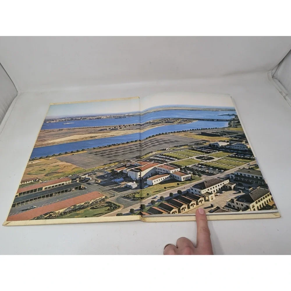 The Anchor United States Naval Training Center Yearbook San Diego Company 61-036